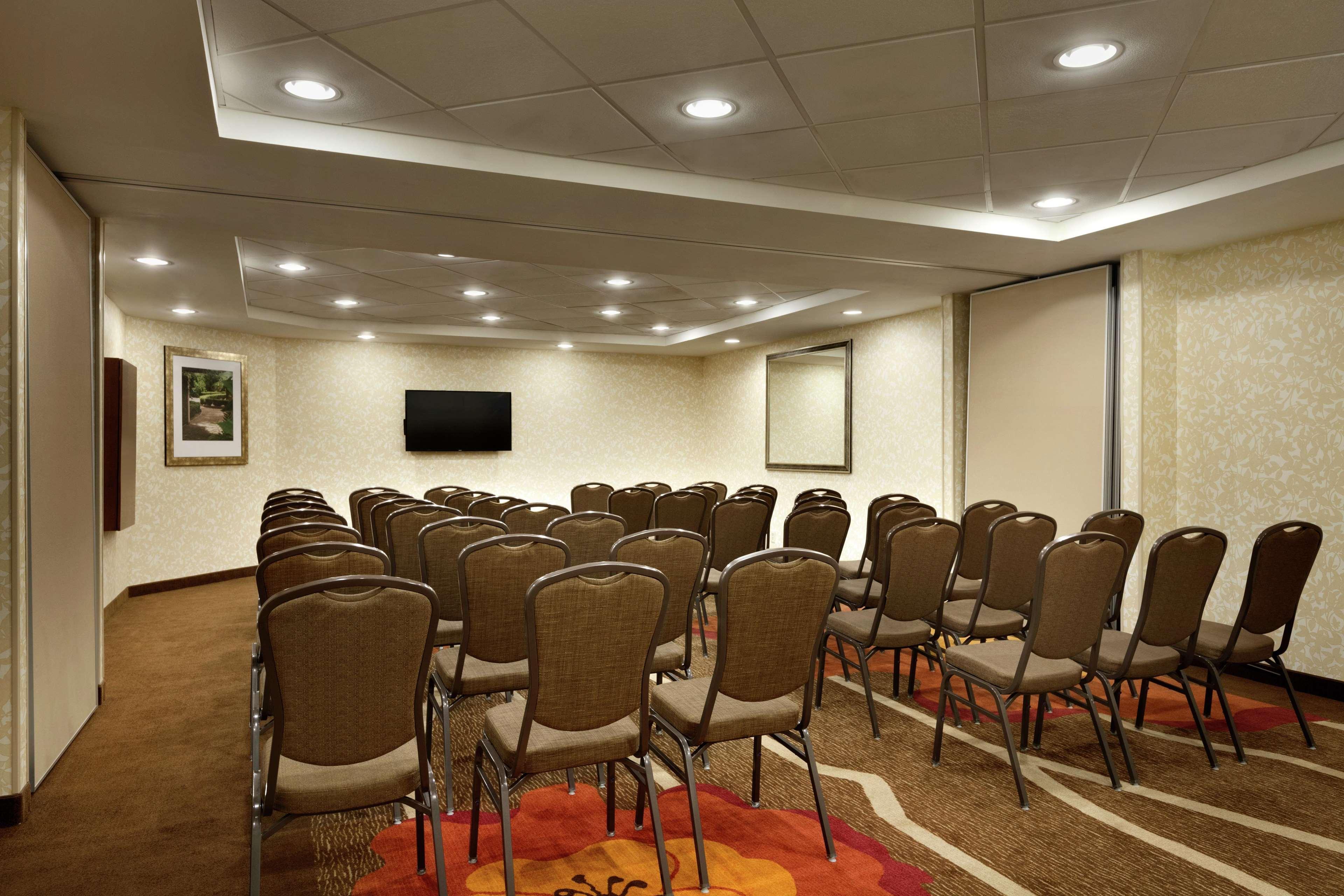 Bushnell Basin Hilton Garden Inn Rochester/Pittsford מראה חיצוני תמונה